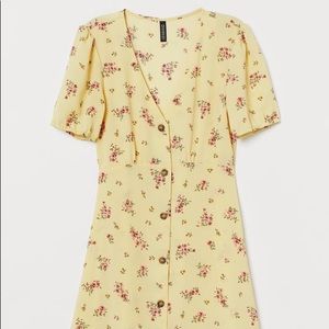 H&M Yellow Floral Crêped Dress